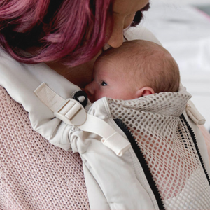 5 conseils pour réussir le portage de votre nouveau-né