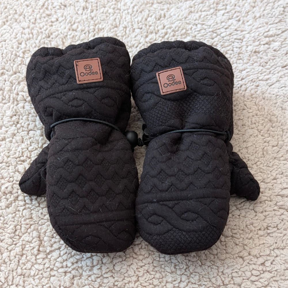 Oodee Mittens | Black Trendy Knit