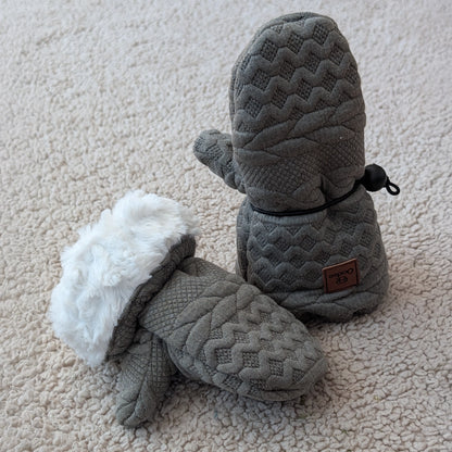 Oodee Mittens | Green Trendy Knit